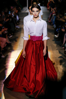 Carolina Herrera Fall 2018 Ready-to-Wear Каролина Эррера осень зима 2018 коллекция неделя моды в Нью Йорке Mainstyle